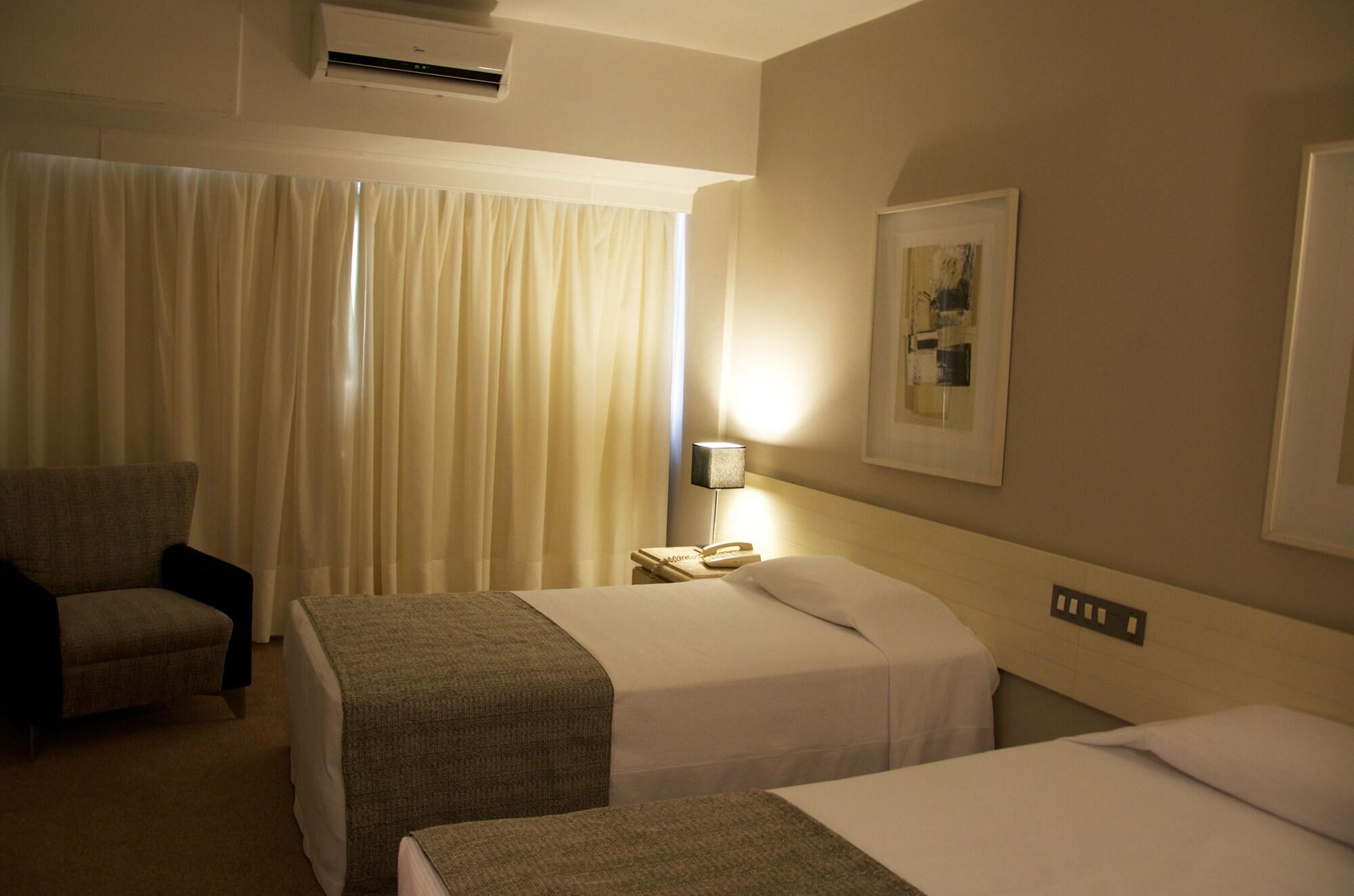 Hotel Victoria Villa Curitiba By Nacional Inn מראה חיצוני תמונה