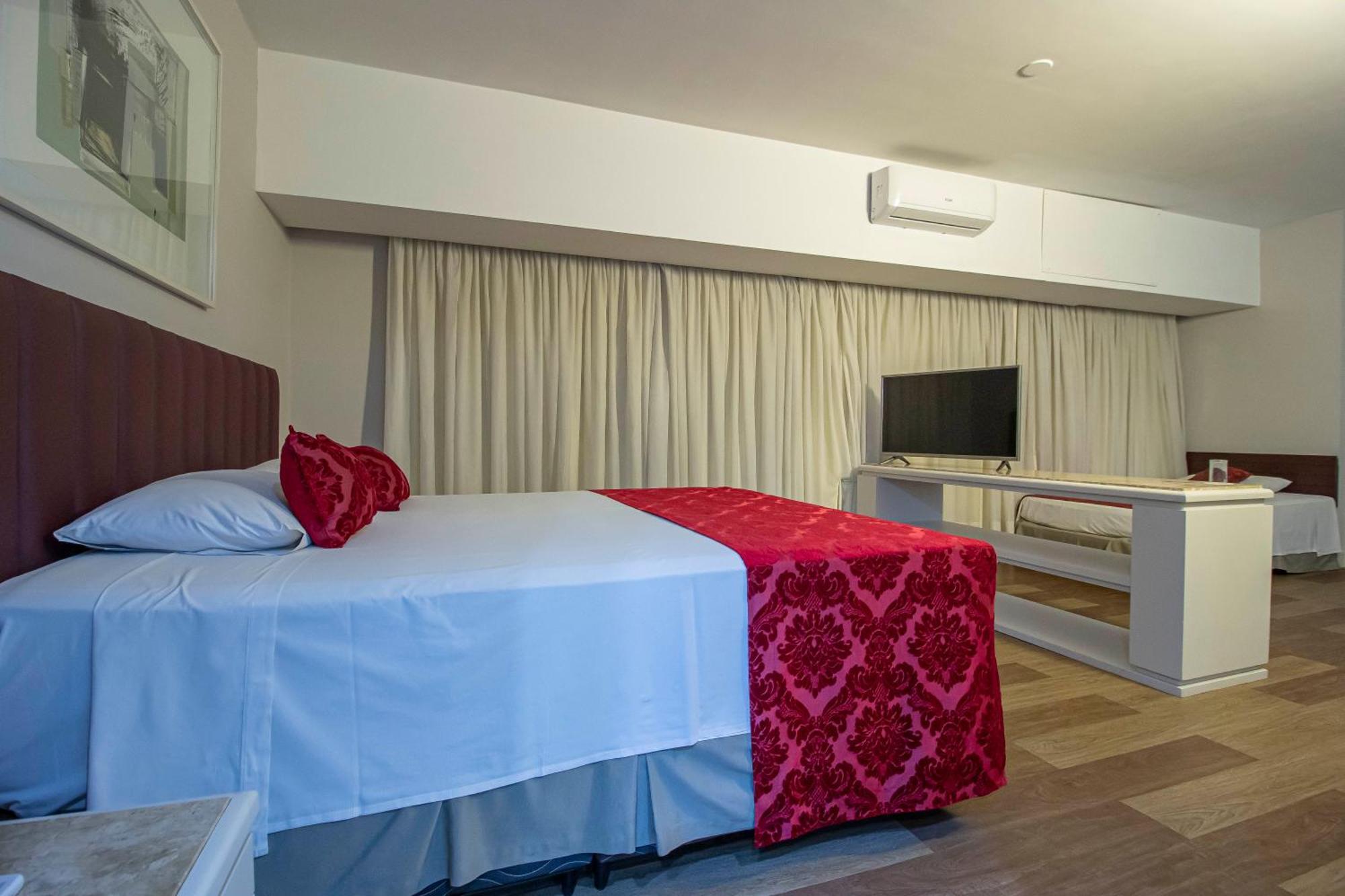 Hotel Victoria Villa Curitiba By Nacional Inn מראה חיצוני תמונה