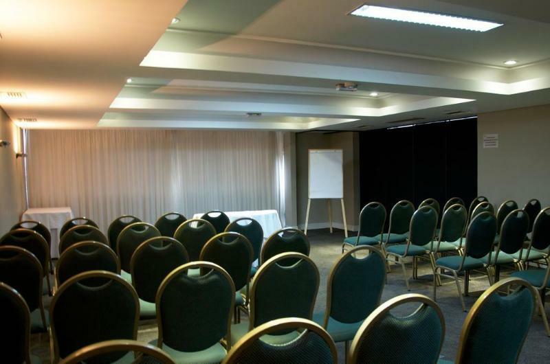 Hotel Victoria Villa Curitiba By Nacional Inn מראה חיצוני תמונה